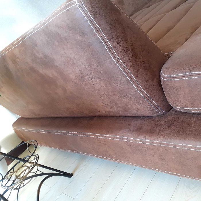 Диван угловой продам