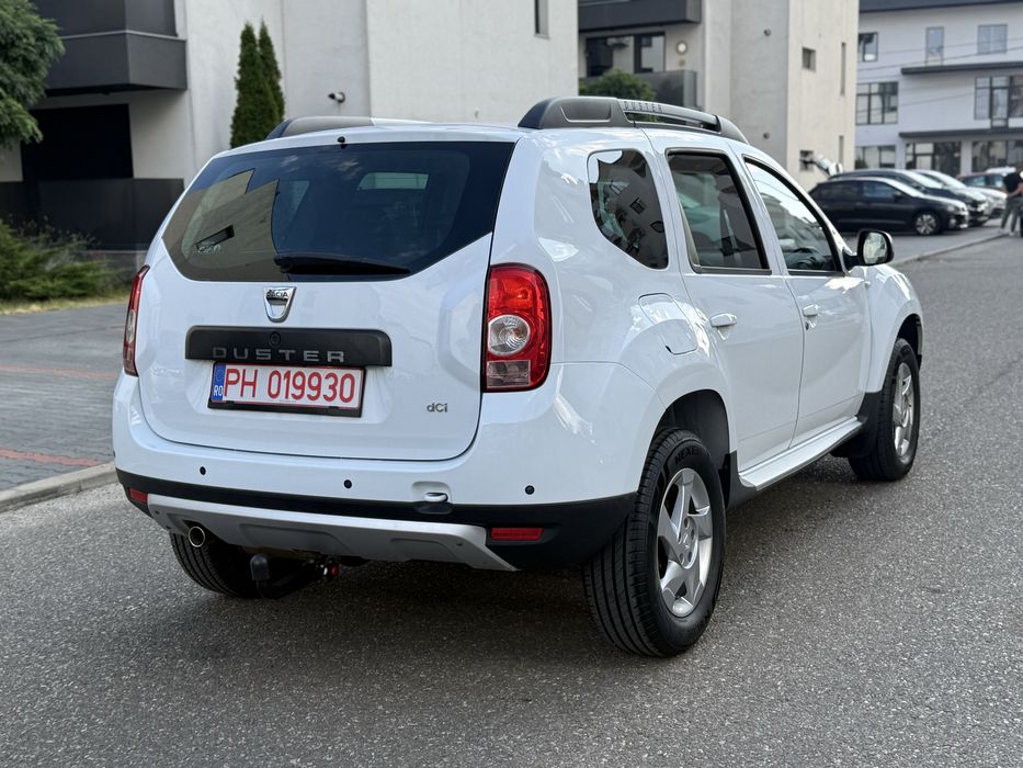 Dacia Duster 4x4 - 1.5 diesel - Piele, Xenon, Senzori parcare - Posib RATE