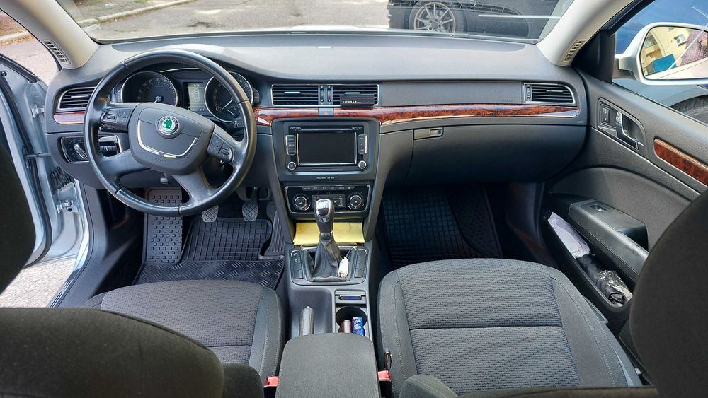SKODA Superb 2009 — imagine 3