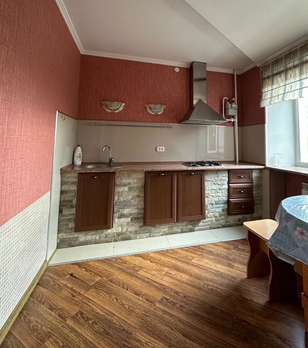 1 ком квартира нов планировки, 3/5, кирпичный, 1988 г