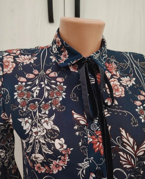 Cămașă elegantă, subțire, impecabilă!
