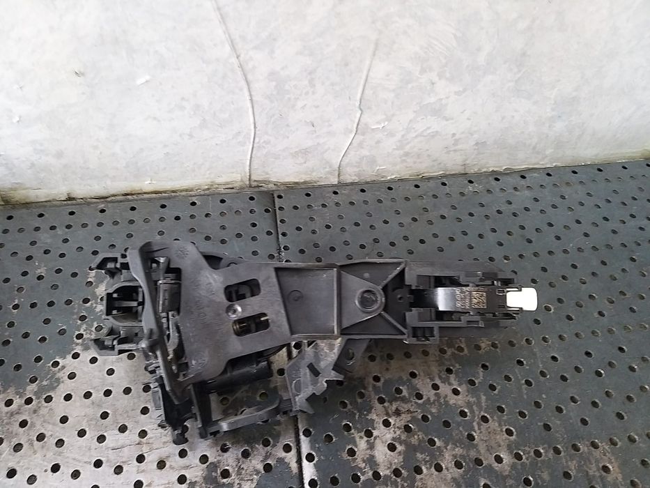 Maner usa stanga spate vw golf 8 cd1 da1 5h0837205f 5h0837205f