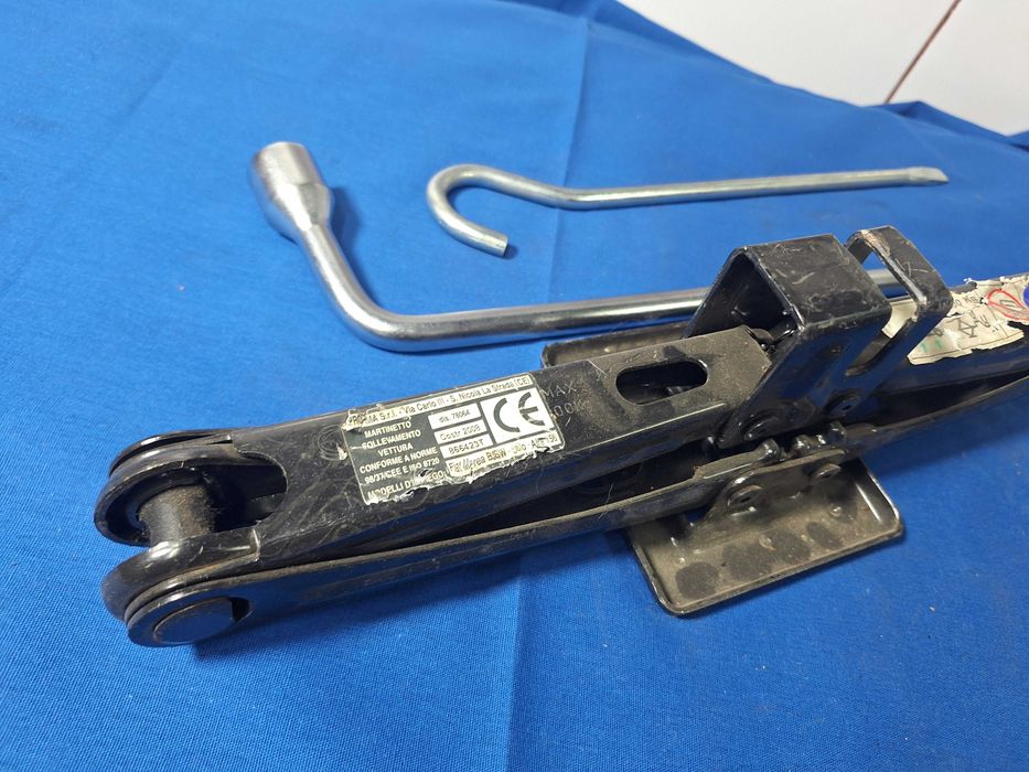 CRIC AUTO - Oem Fiat Alfa Romeo 156 Stilo