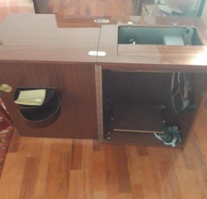 Швеиная машина продам