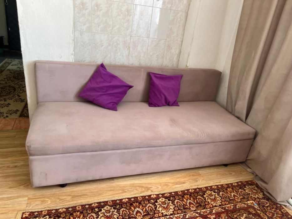 Диван  в гостиную  20000
