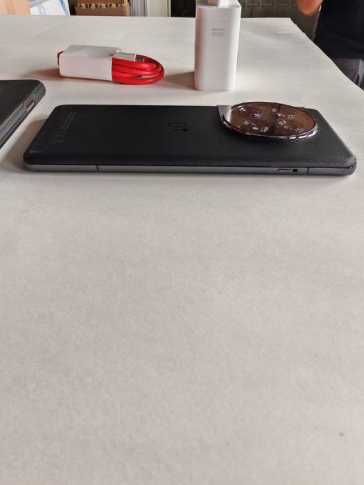 OnePlus 12 12/256GB