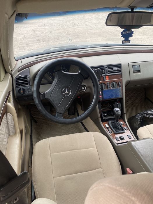 Продам Mercedes benz C180