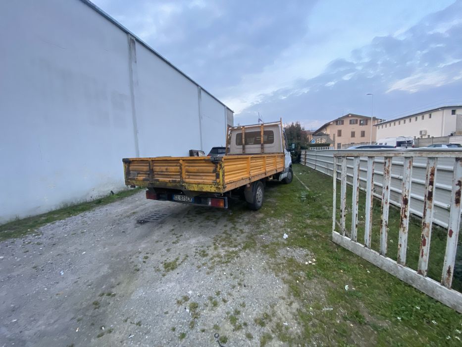 Vand ford tramzit cu o axa perfect functiolan fara nici o dauna