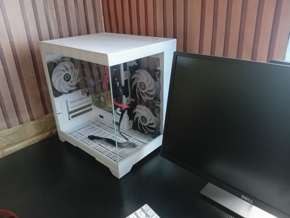 Vând PC gaming office