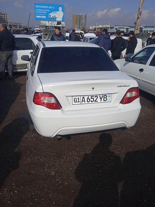 Nexia 2.   1,5 gibrit mator, 100 talik metan 3 pakalenya