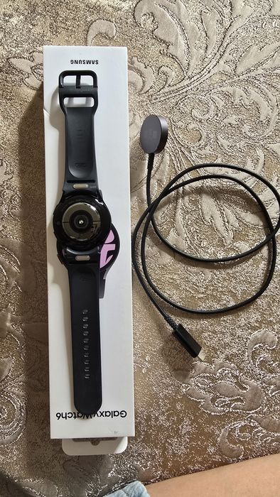 SAMSUNG Galaxy Watch6 40mm.