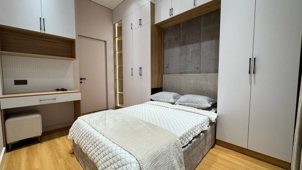 Продаётся 3х комнатная квартира ЖК Oq Saroy Deluxe новый ремонт 75м²