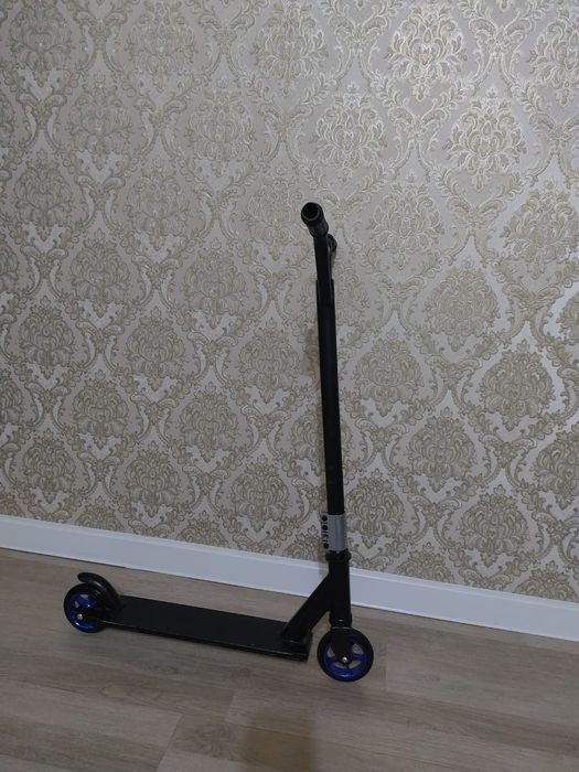 Продам трюковой самокат