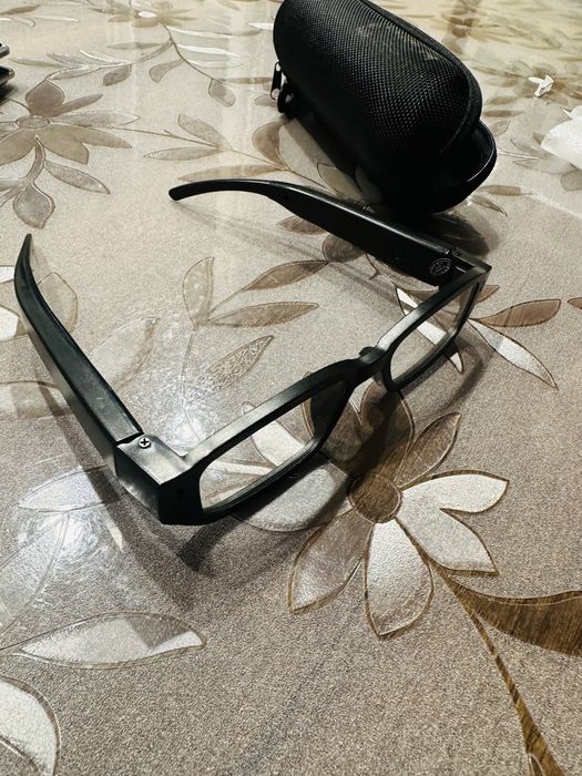 Очила с невидима HD камера