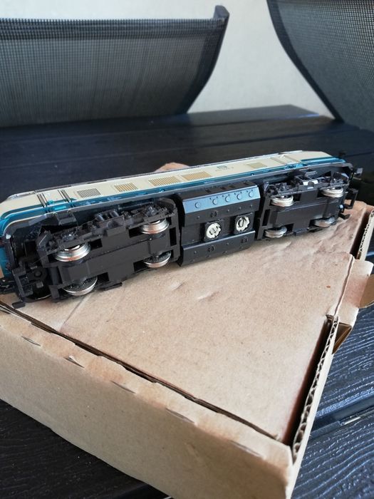 Locomotiva Electrica Roco DB 215 033-2 Vintage