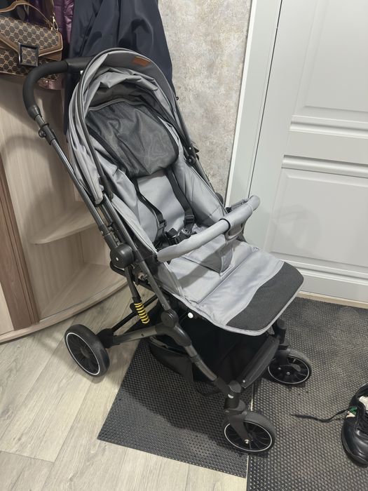 Продам коляску в хорошем состоянии