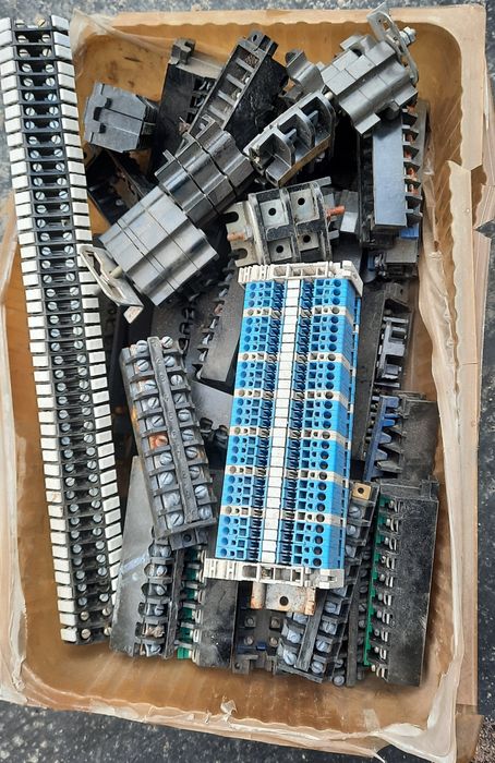 Трансформаторы напряжения. Дроссели.