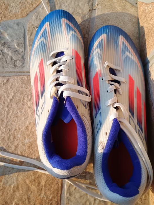 Ghete de fotbal Adidas F50