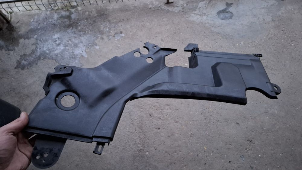 Carenaj / protecție plastic motor