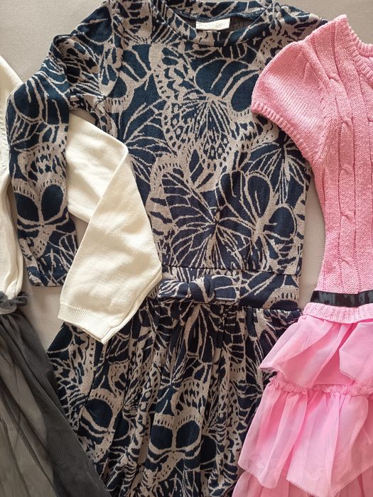 Два лота роклички за момичета