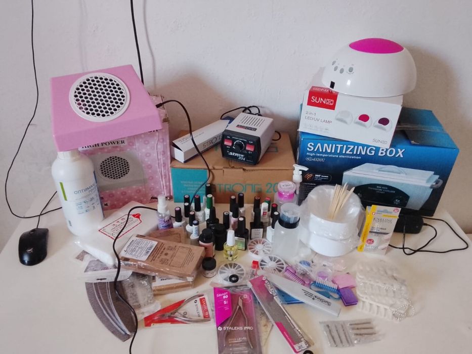 маникюрный аппарат