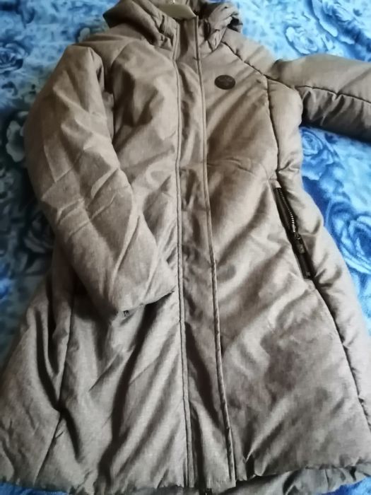 Дамско  яке hummel