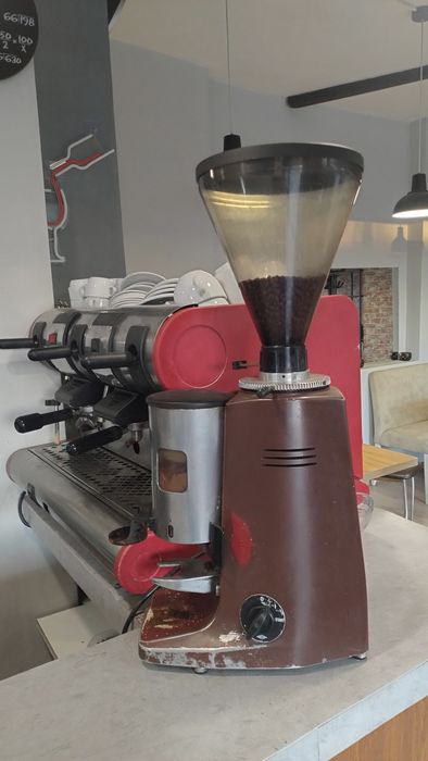 Кафемашина La San Marko с две групи