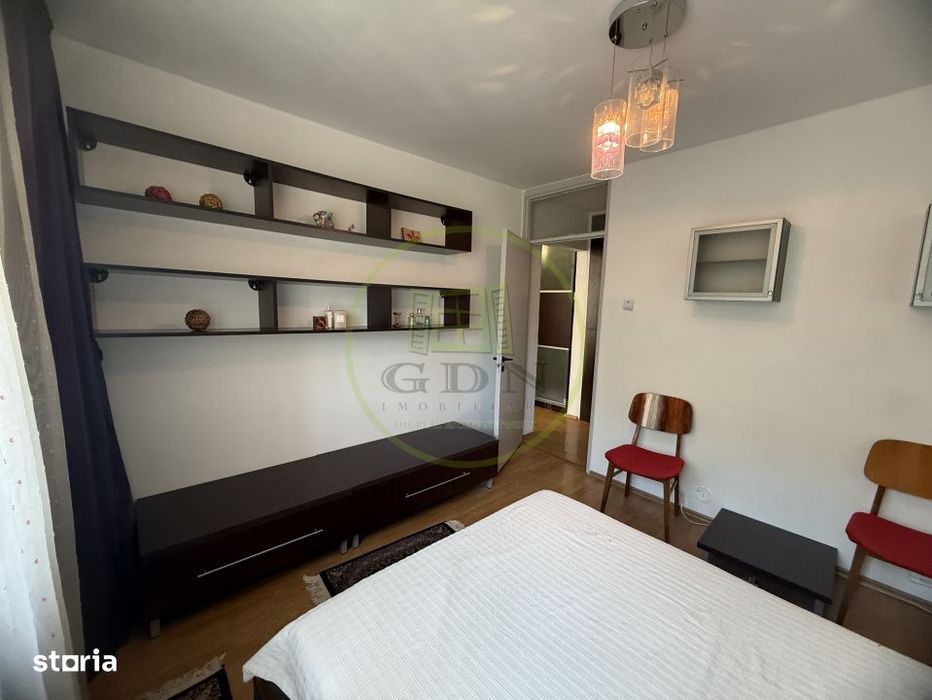 Apartament 3 camere, 70.7 mp, cartier Lapus, zona restaurant Intim