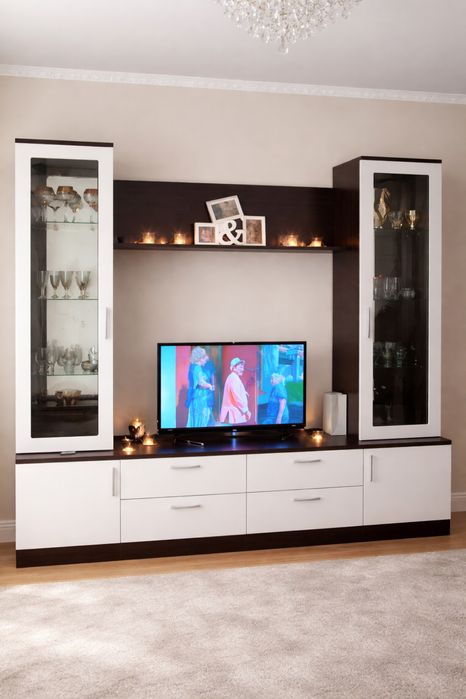 Продам стенку в зал