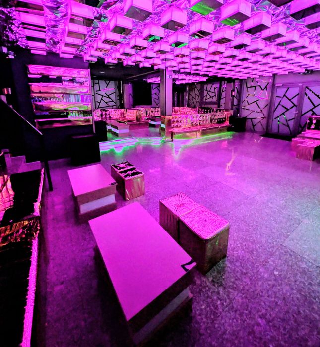 BridgeLounge se închiriază pentru Evenimente Private