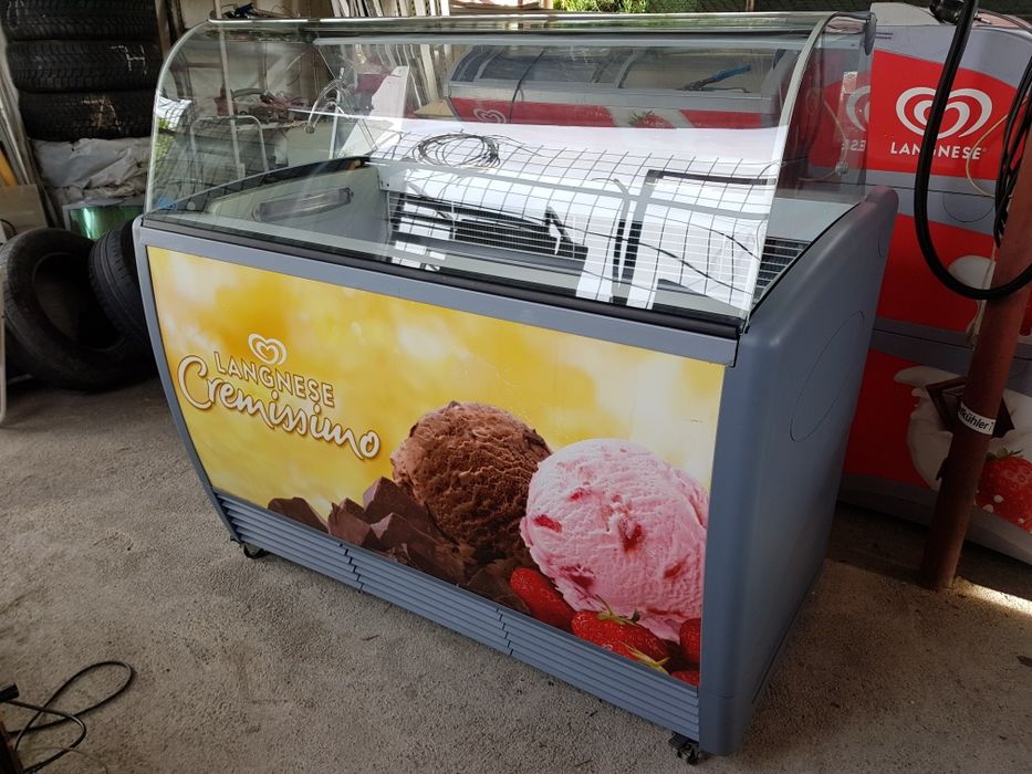 Vand vitrina frigorifica ISA pentru inghetata