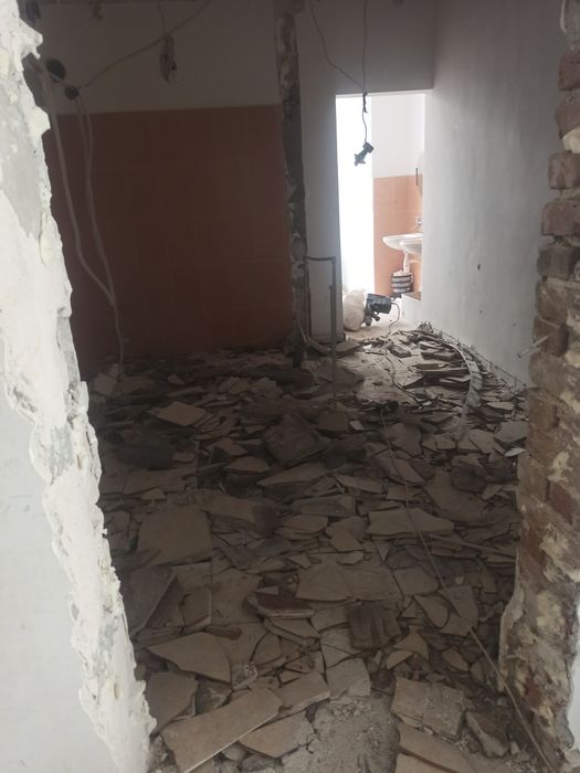 Кърти чисти извозва, къртене и извозване на строителни отпадъци