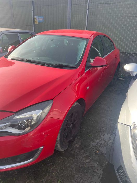 Dezmembrari opel insignia facelift 2.0d cod A20DTE cutie 6 trepte