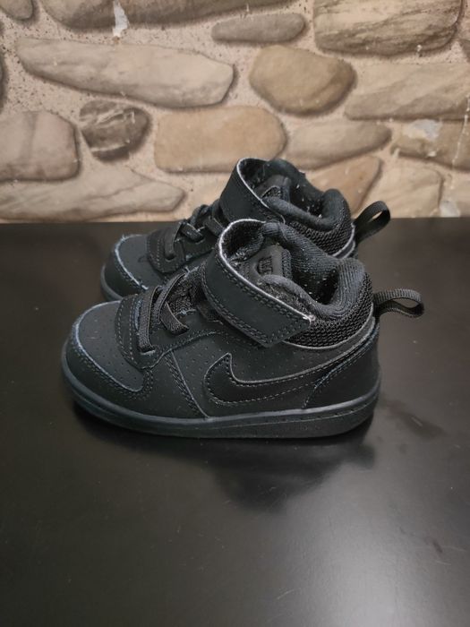 Черен Nike 22 номер