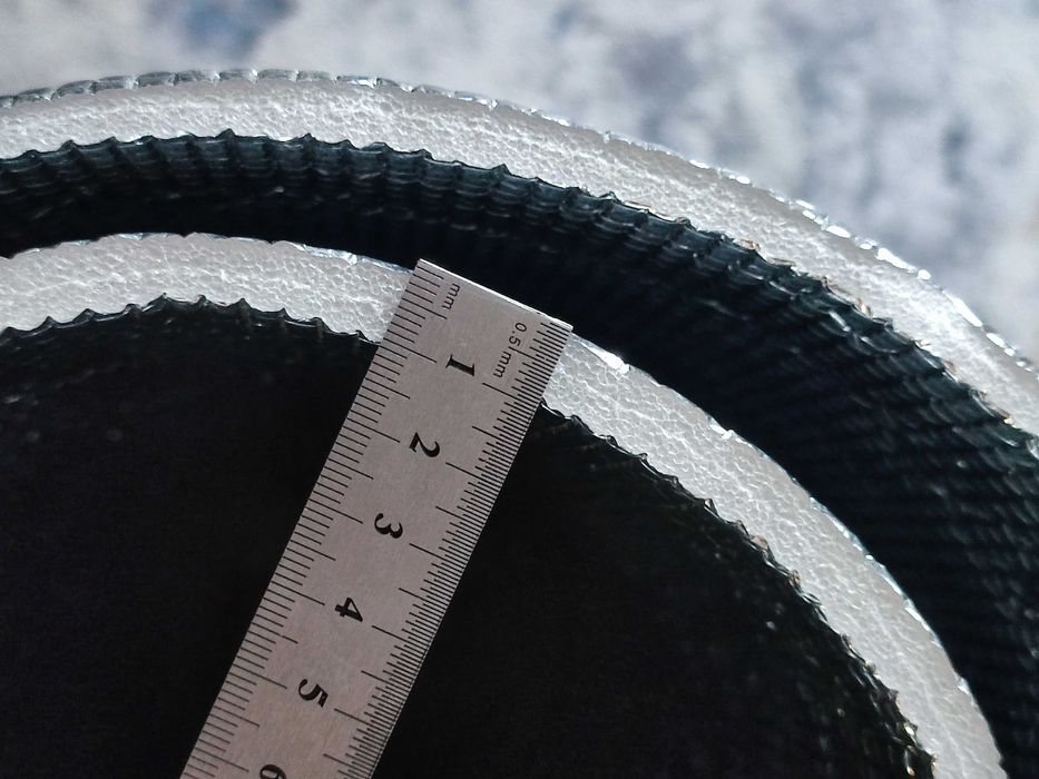 Теплоизоляционный / звукоизоляционный материал 9 мм