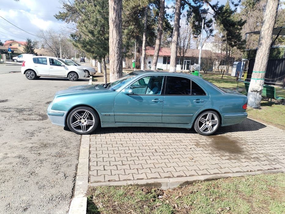 MERCEDES-BENZ E-Class 2001 — imagine 2