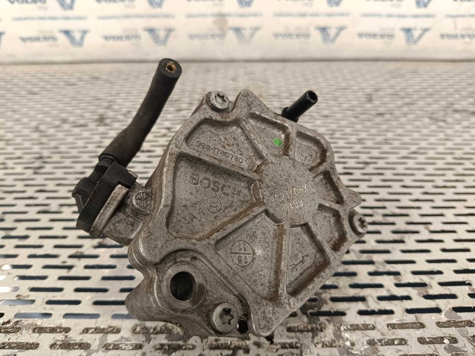 Pompa vacuum motor 1.6D2 euro5 Volvo S60 V60 V70 S80 V40 9684786780