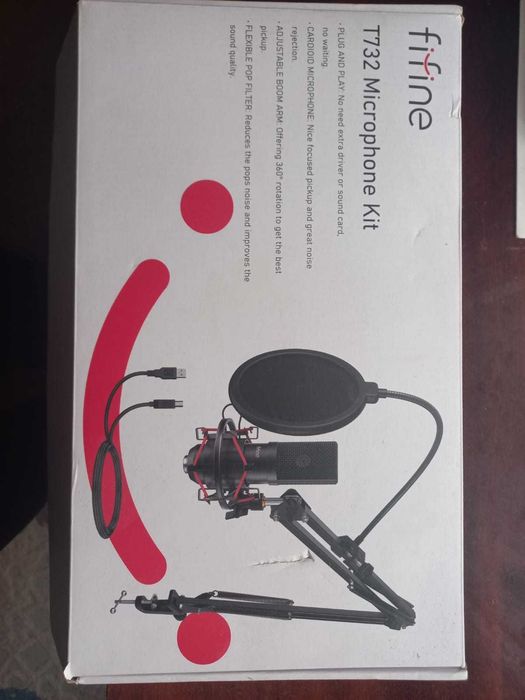 продам микрофон Fifine T732