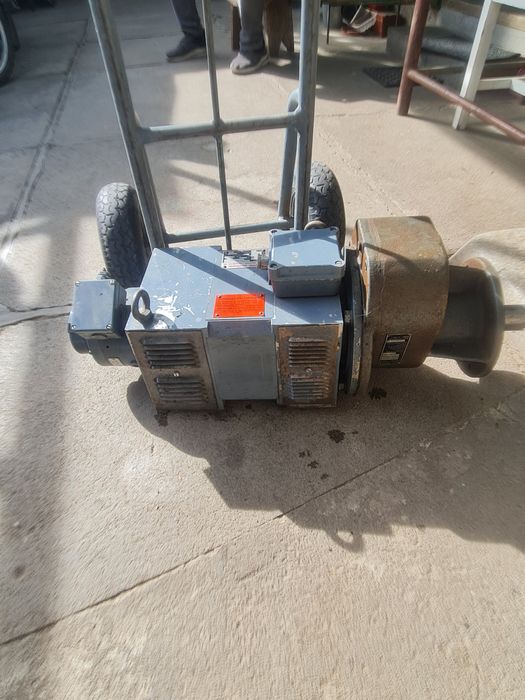 Motor electric industrial curent continuu (DC) WIRE electronic.