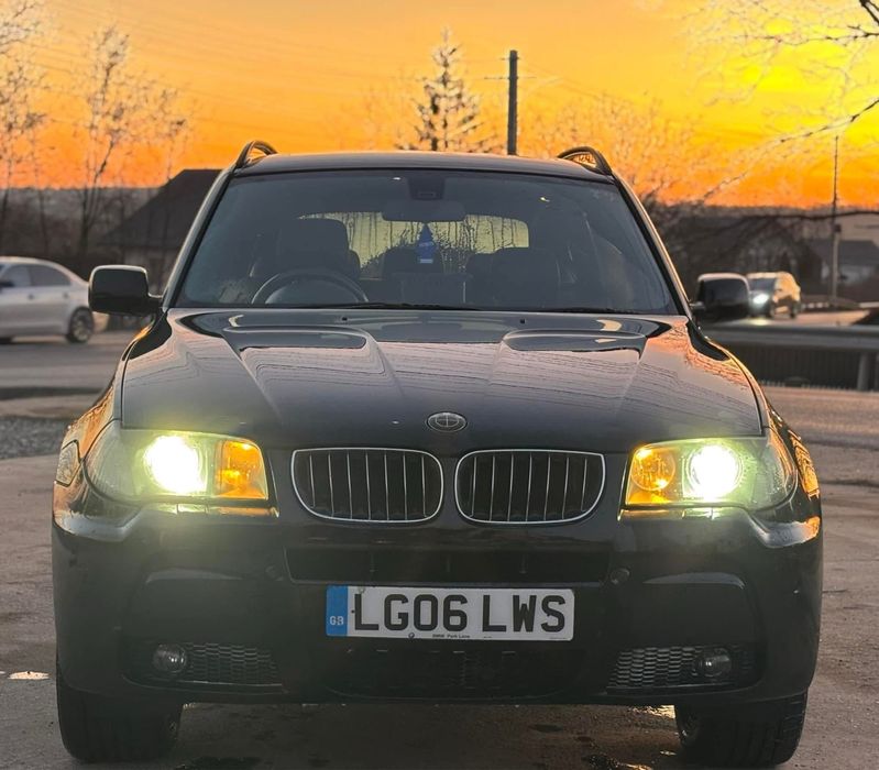 Dezmembrez BMW X3 E83 M-Pack an 2005 3.0i benzina navigatie