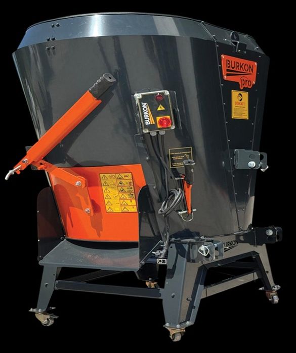 Продается   Стационарный Кормоизмельчитель