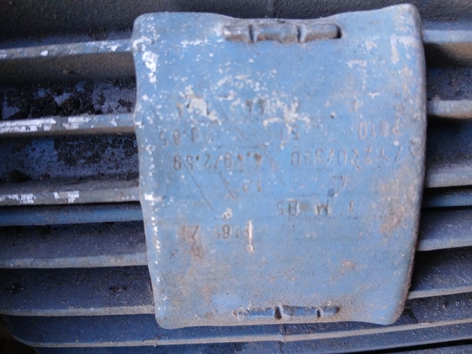 Ventilator exhaustor trifazic