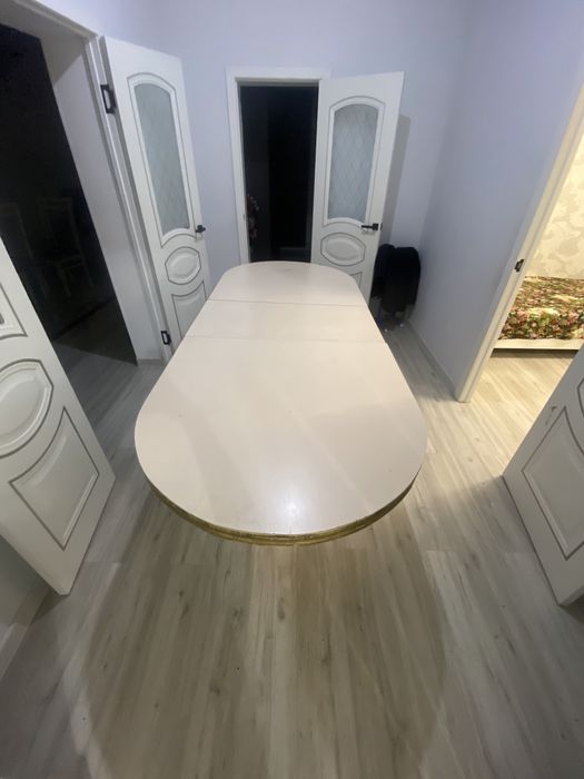 стол в хорошем качестве