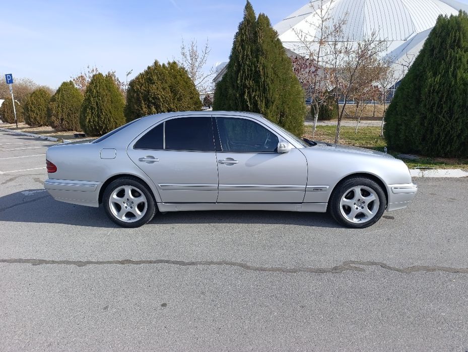 Мерседес е320 авангард лупарик елеганс