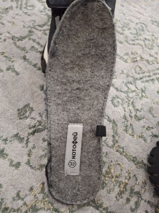 Продаются зимние детские ботинки