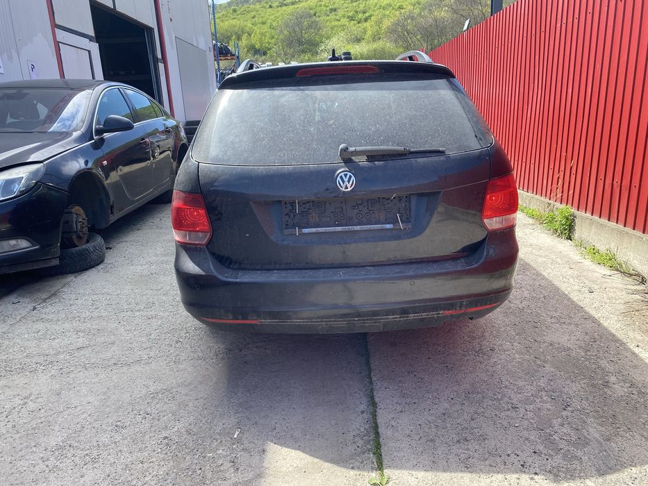 Dezmembram Volkswagen Golf 5 Variant