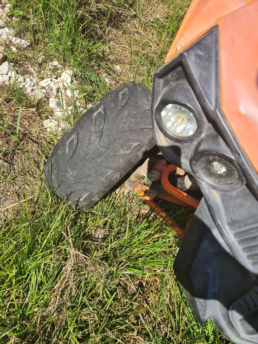 Vând atv, motor de 125 in stare bună