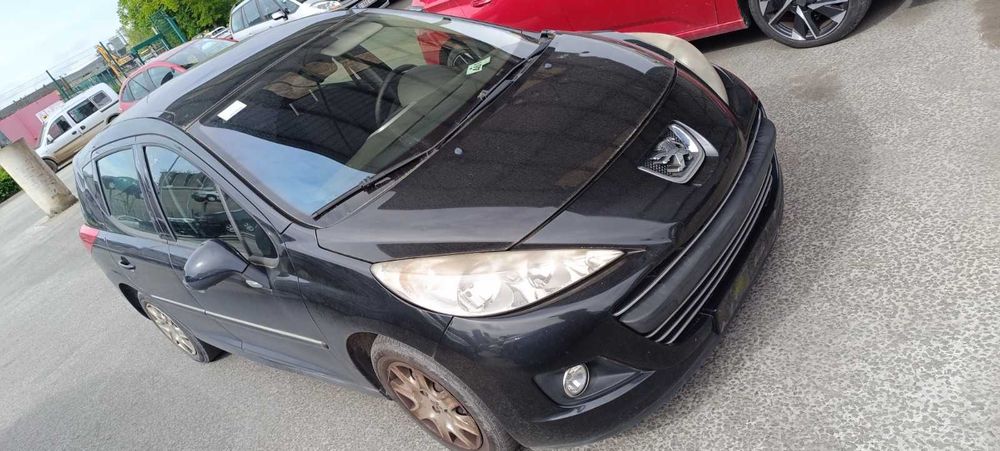 Peugeot 207  1.4i/HDi  1.6i/HDi +др.цветове + SW (2006-2014) на части