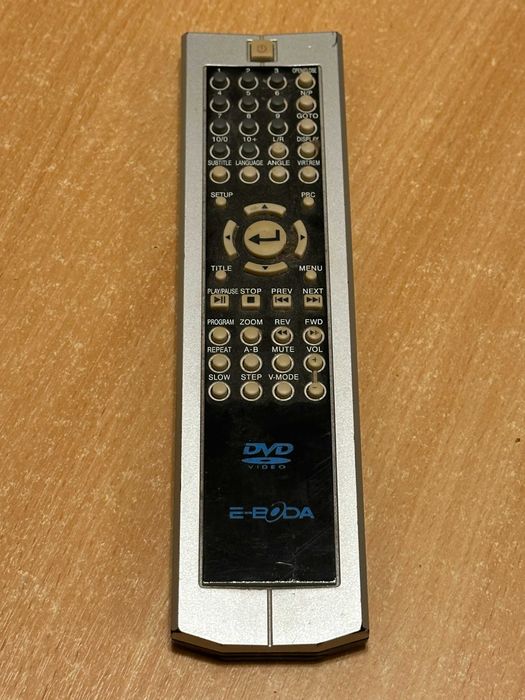 DVD player Eboda DV-555X cu telecomandă