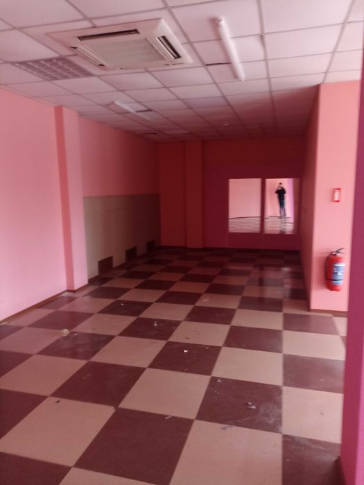 Дава се под наем Магазин в Силистра, в.з. Юг - 250 кв.м за 1020 € - Снимка #6